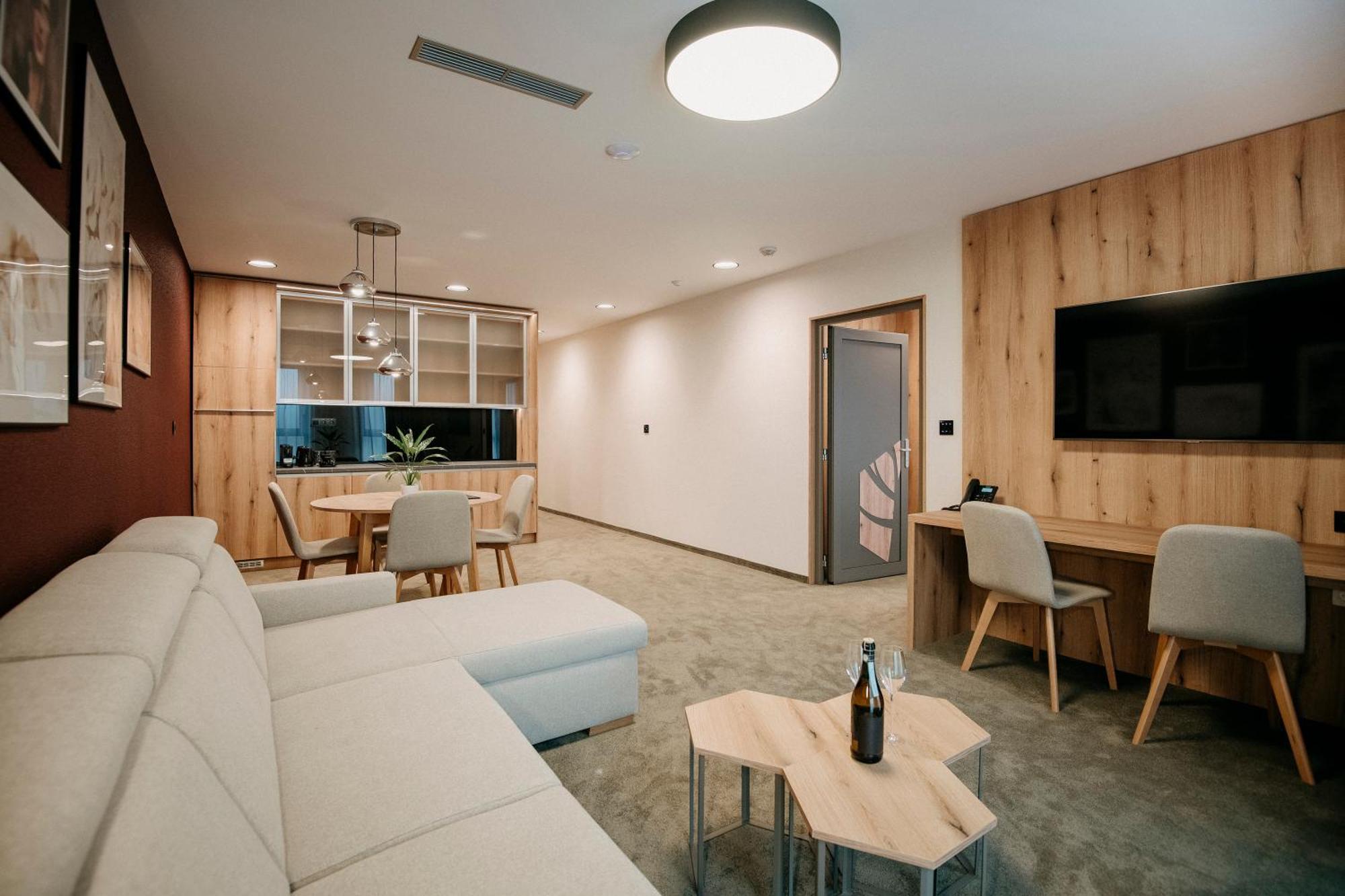 פריבידזה Rm Hotel Wellness & Congress מראה חיצוני תמונה
